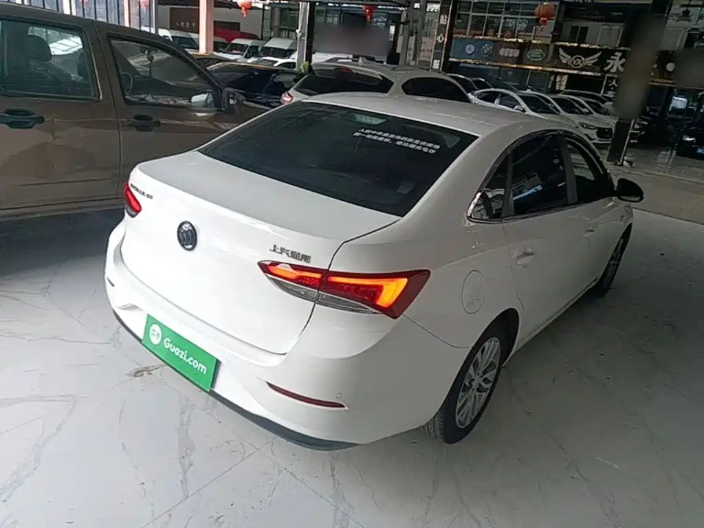 Buick Excelle — миниатюра 7