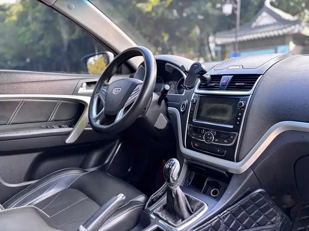 Geely Emgrand — миниатюра 18
