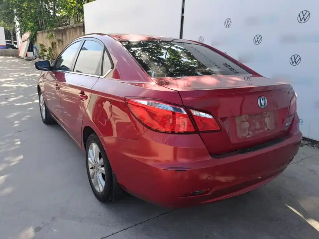 Changan Eado — миниатюра 5
