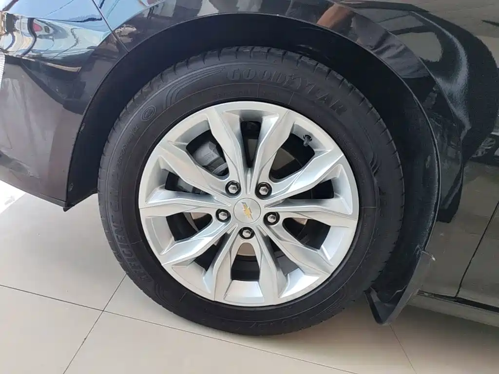Chevrolet Malibu XL — миниатюра 23