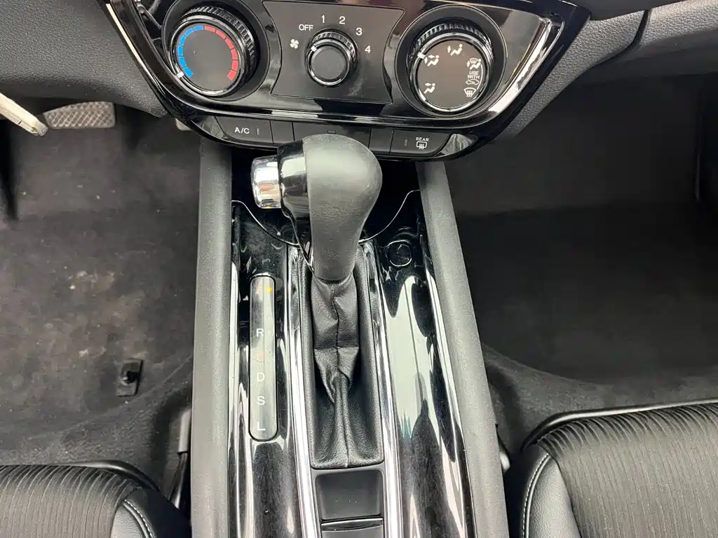 Honda Vezel — миниатюра 13
