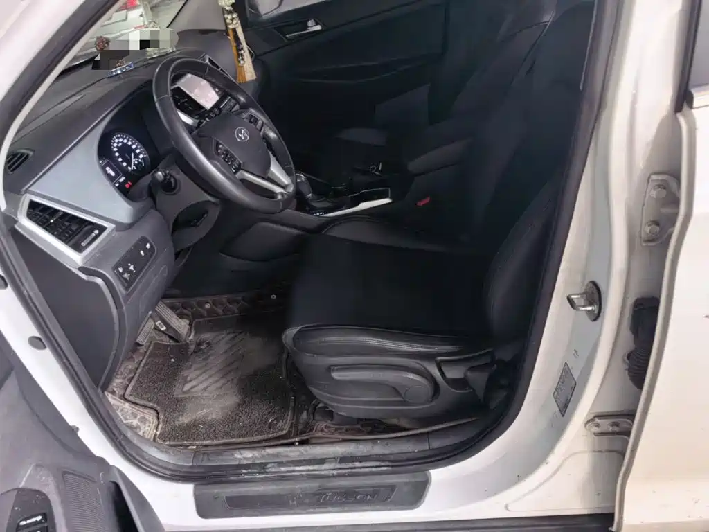 Hyundai Tucson — миниатюра 12