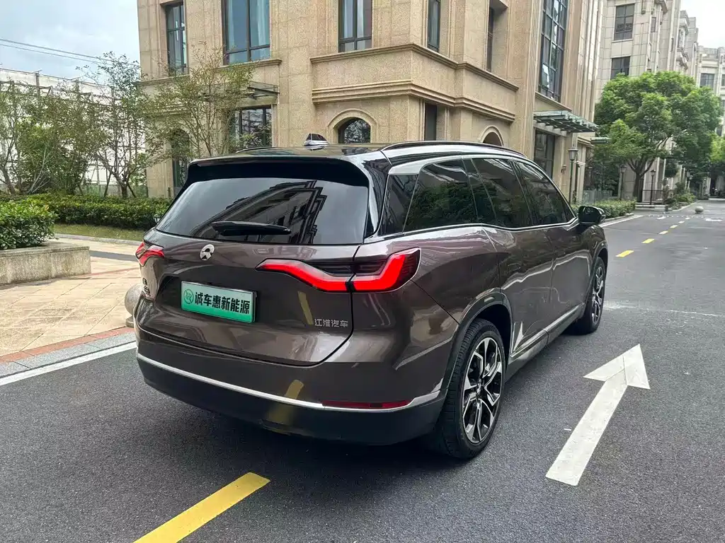 NIO ES8 — миниатюра 14