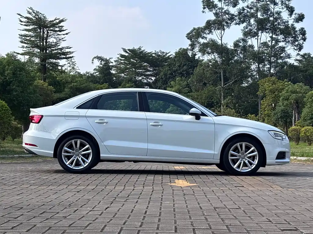 Audi A3 — миниатюра 12