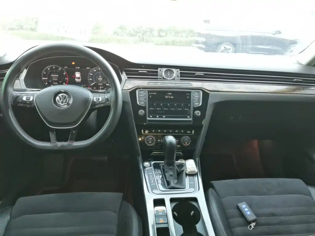 Volkswagen Magotan — миниатюра 10