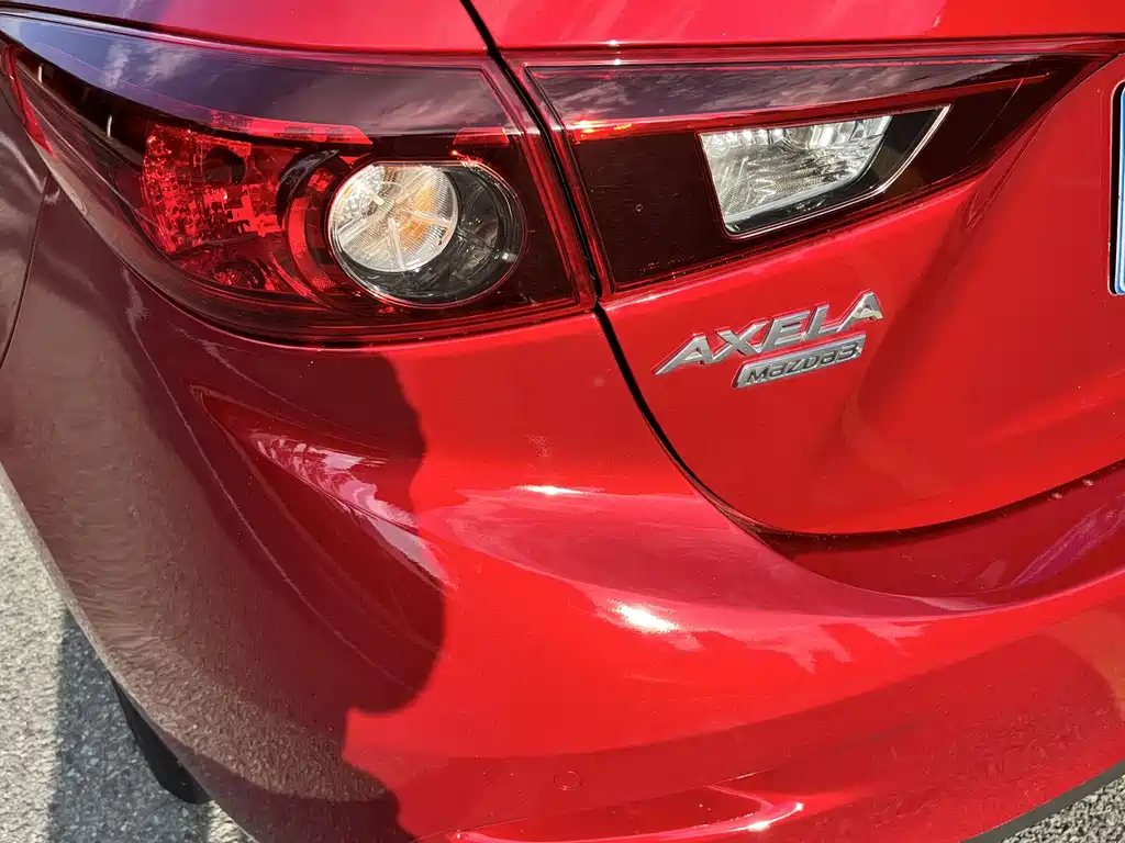 Mazda 3 Axela - фото 18