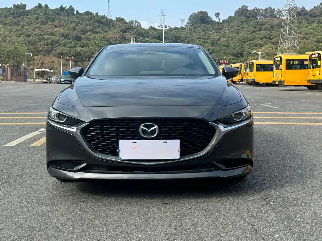 MAZDA 3 ANGKESAILA