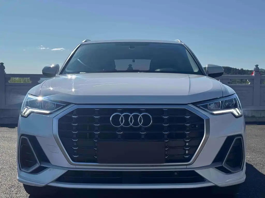 Audi Q3 — миниатюра 2
