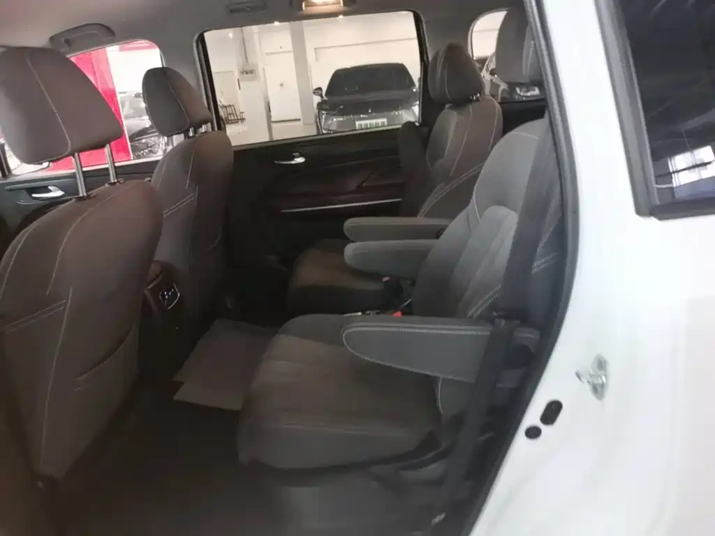 GAC Motor Trumpchi M6 — миниатюра 17