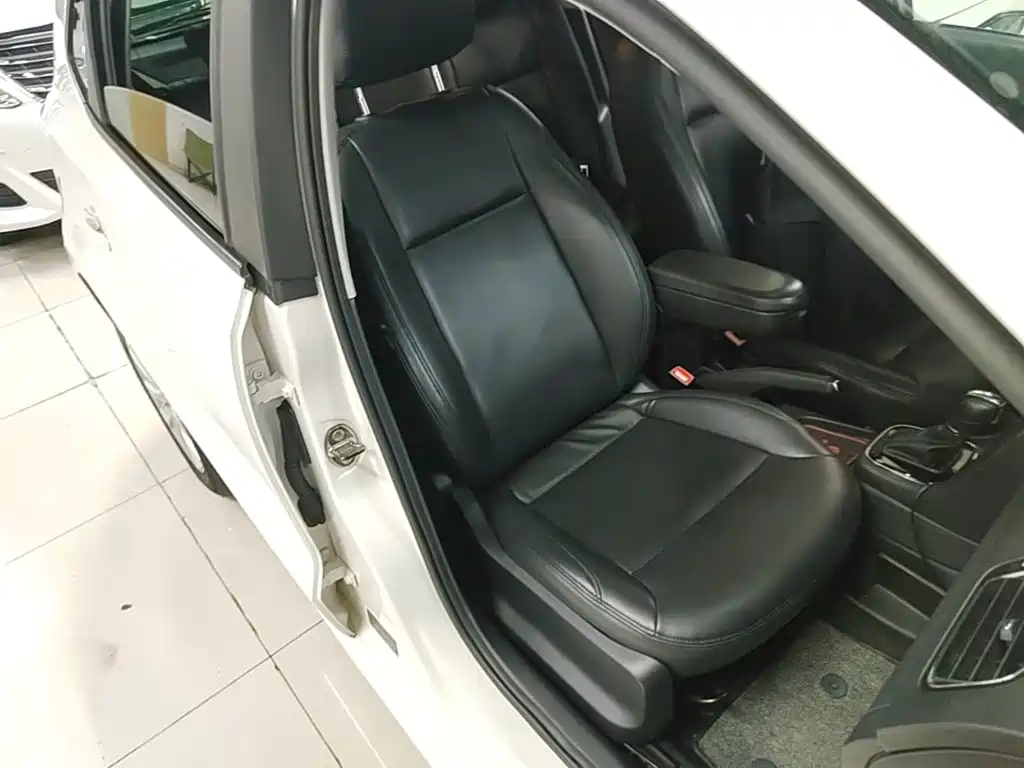 Volkswagen Polo — миниатюра 25