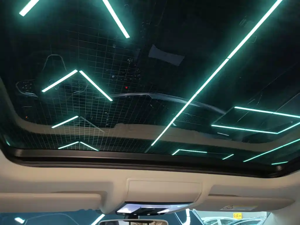 Volkswagen Passat PHEV — миниатюра 18
