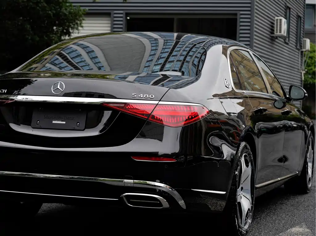Mercedes-Benz S-Class — миниатюра 7