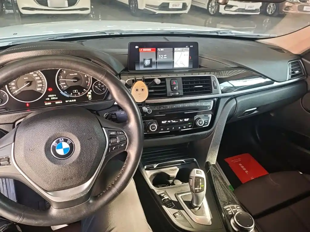 BMW 3 Series — миниатюра 10