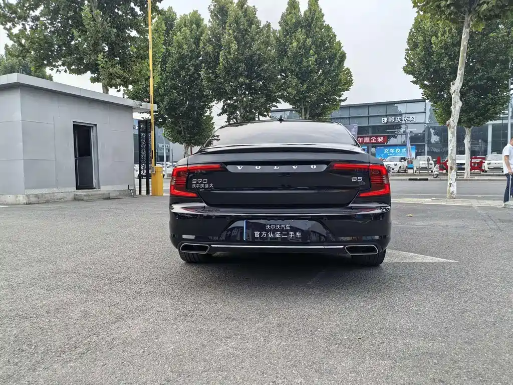 Volvo S90 — миниатюра 12