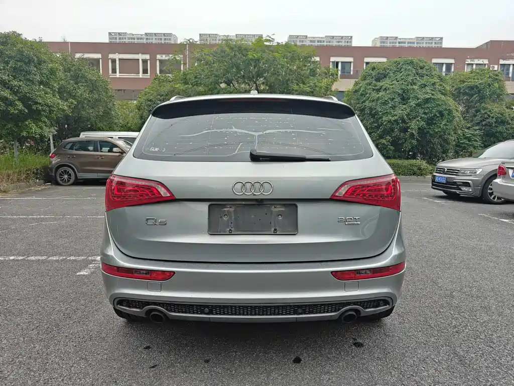 Audi Q5 (Import) — миниатюра 5