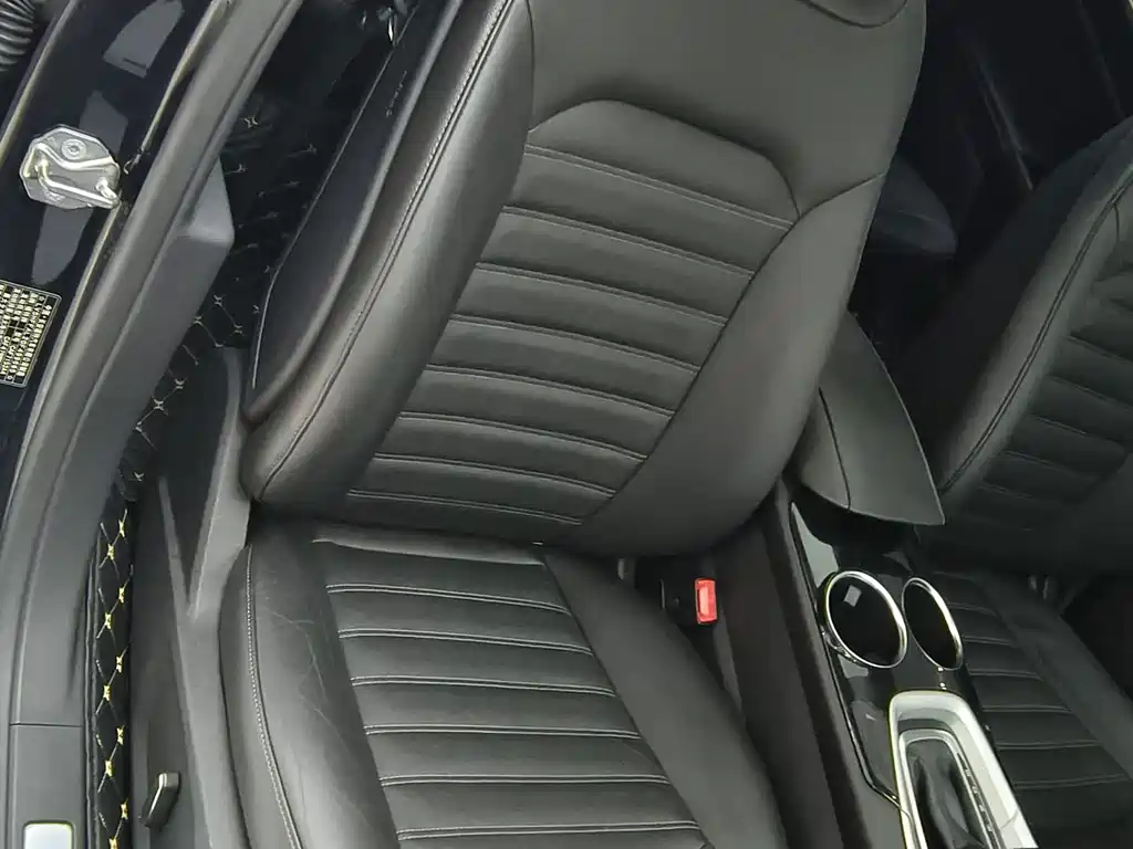 Ford Mondeo — миниатюра 21