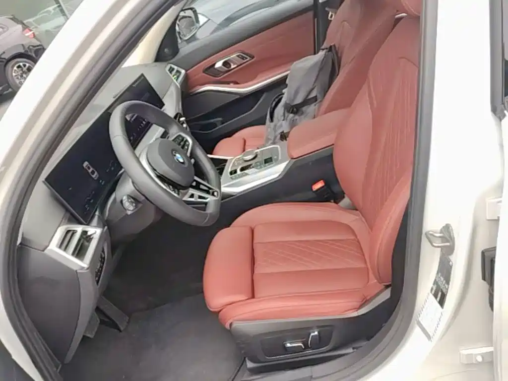 BMW 3 Series — миниатюра 15