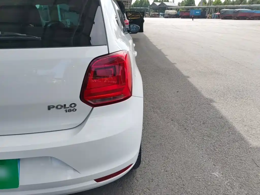 Volkswagen Polo — миниатюра 8