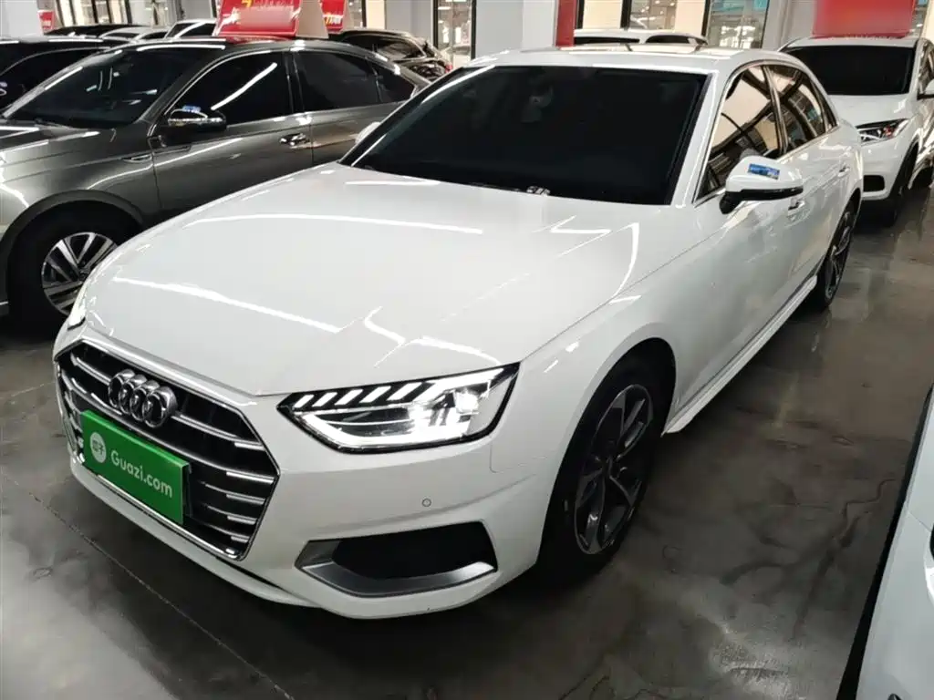Audi A4L 2021