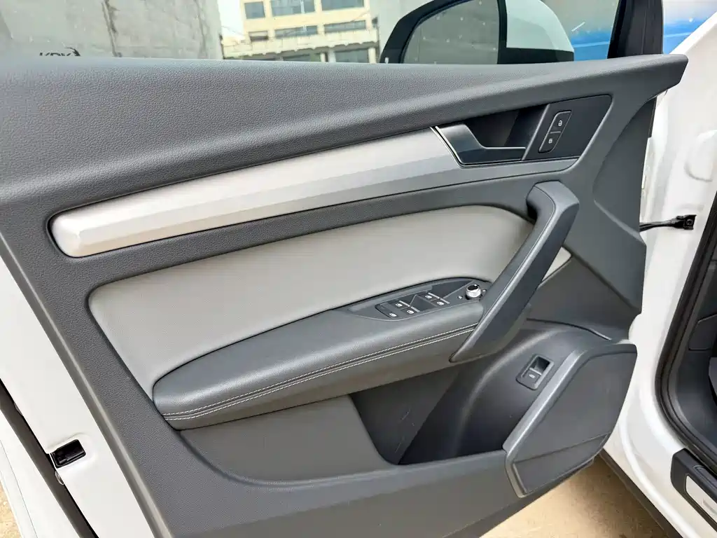 Audi Q5L — миниатюра 6