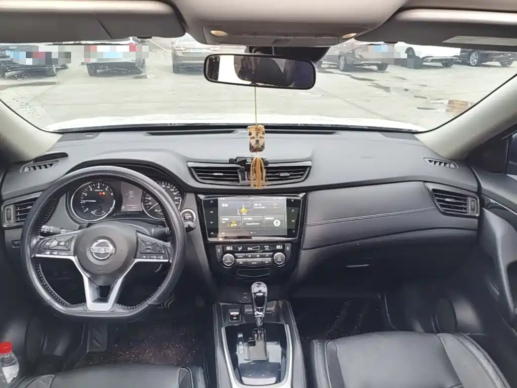 Nissan X-Trail — миниатюра 10