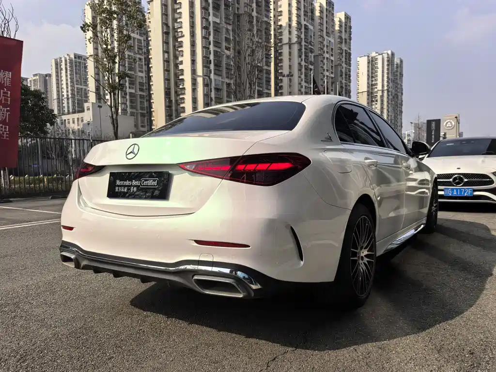 MERCEDES-BENZ C CLASS