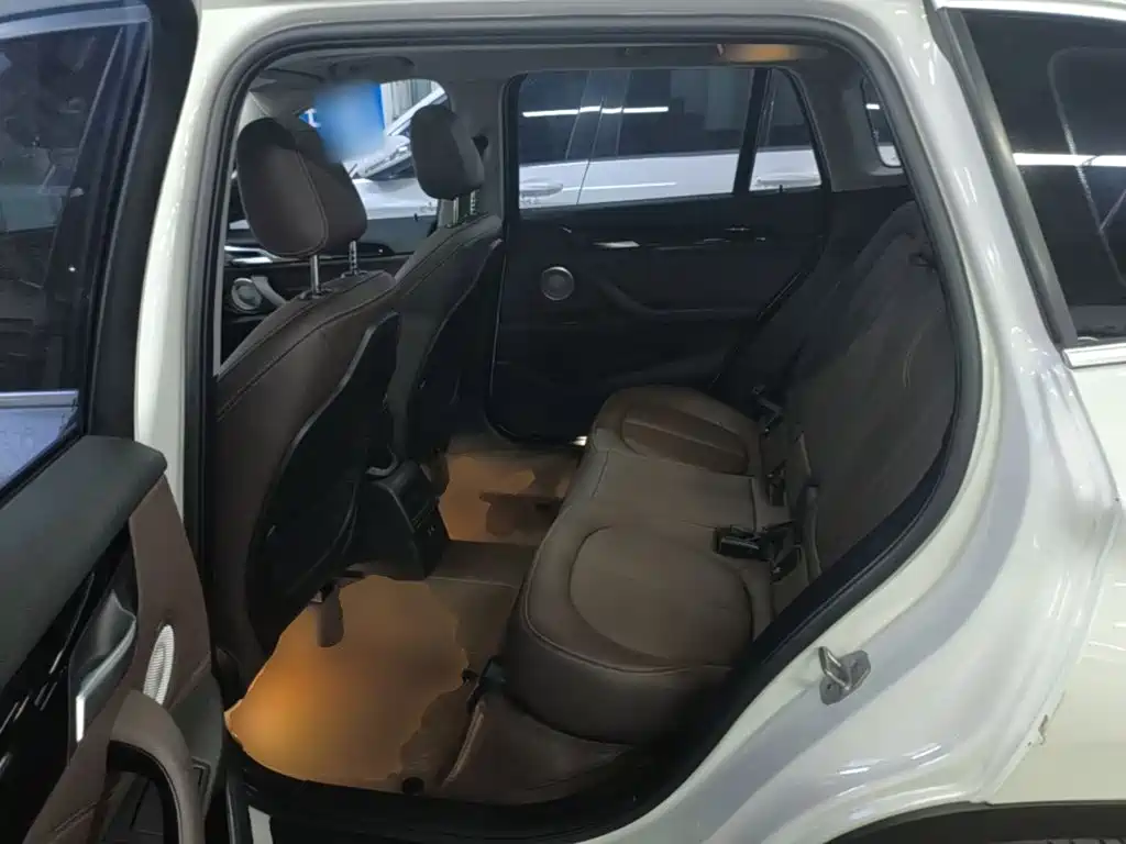 BMW X1 — миниатюра 17