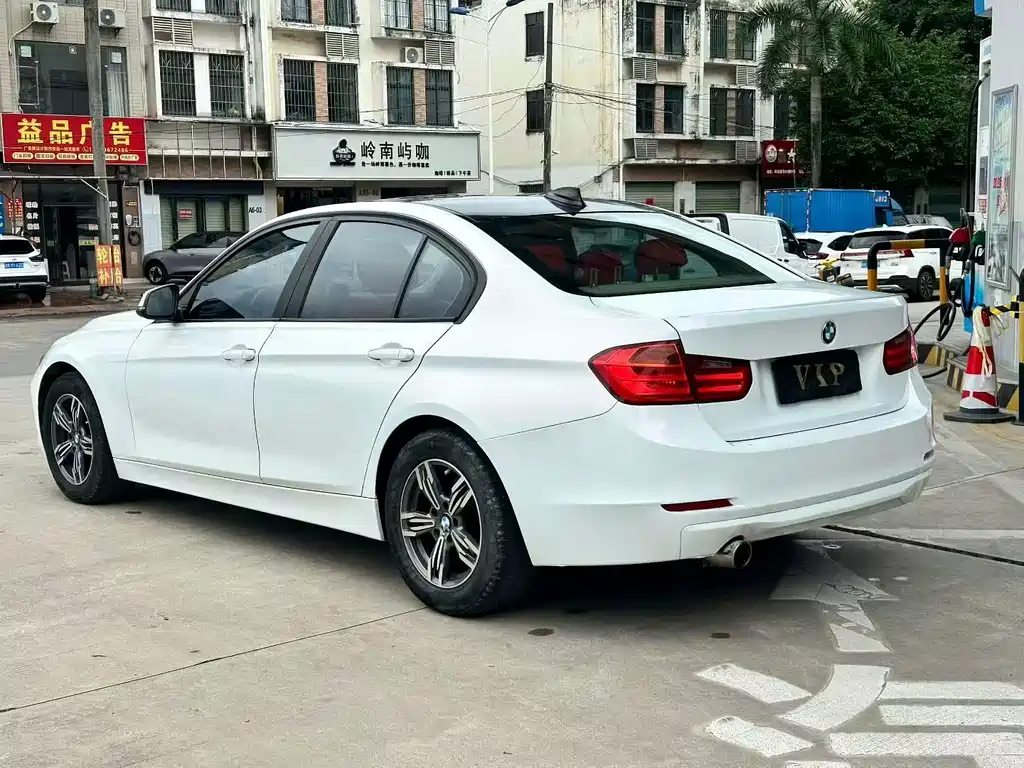 BMW 3 Series — миниатюра 5
