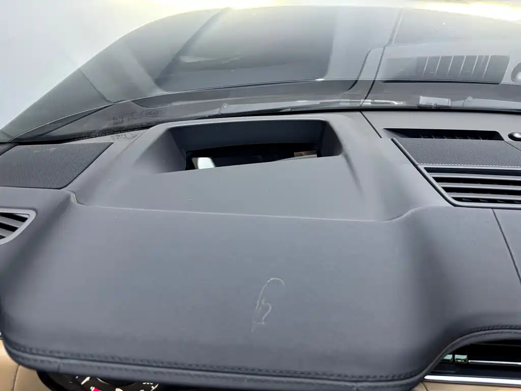 Land Rover Range Rover — миниатюра 20