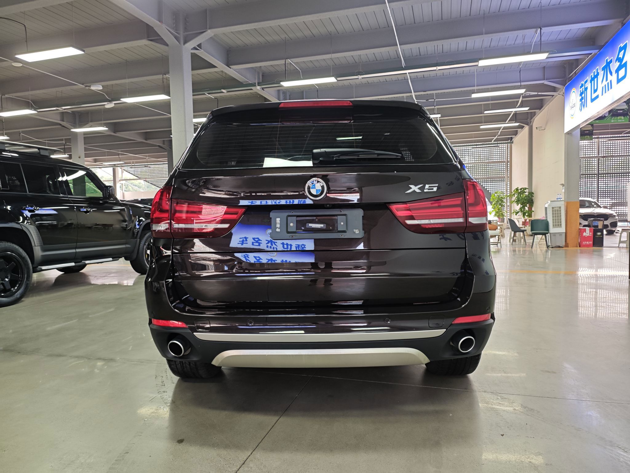 BMW X5 (Import) — миниатюра 15