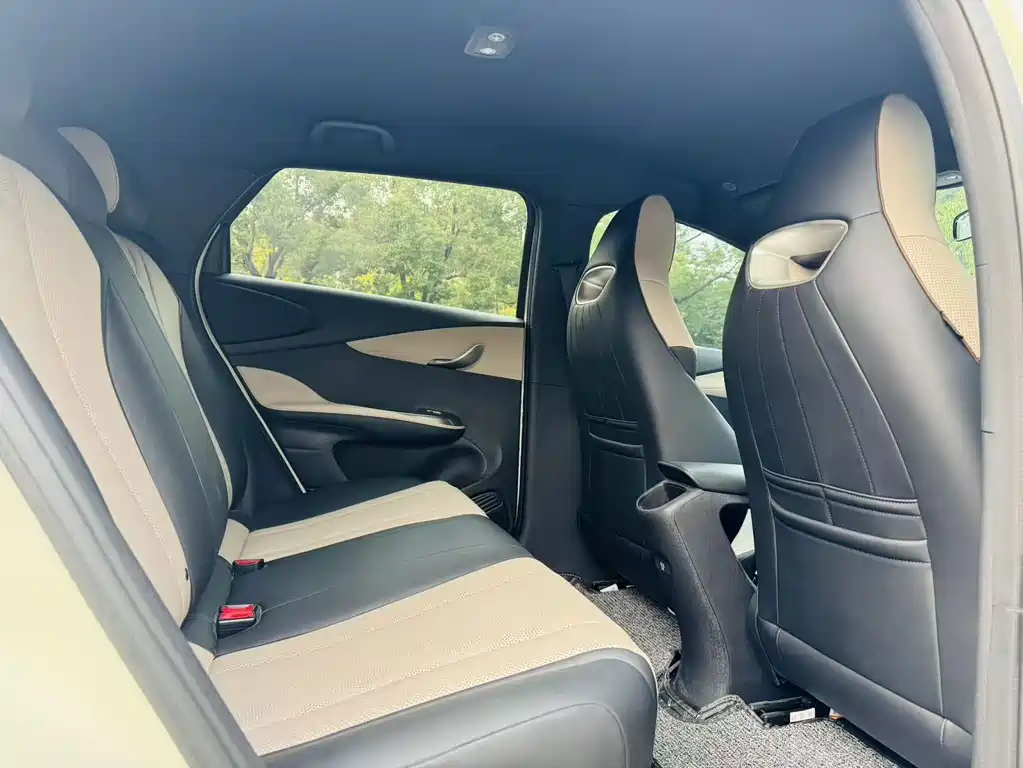 BYD Dolphin — миниатюра 12