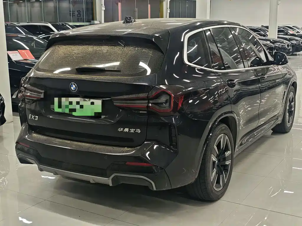 BMW iX3 — миниатюра 7