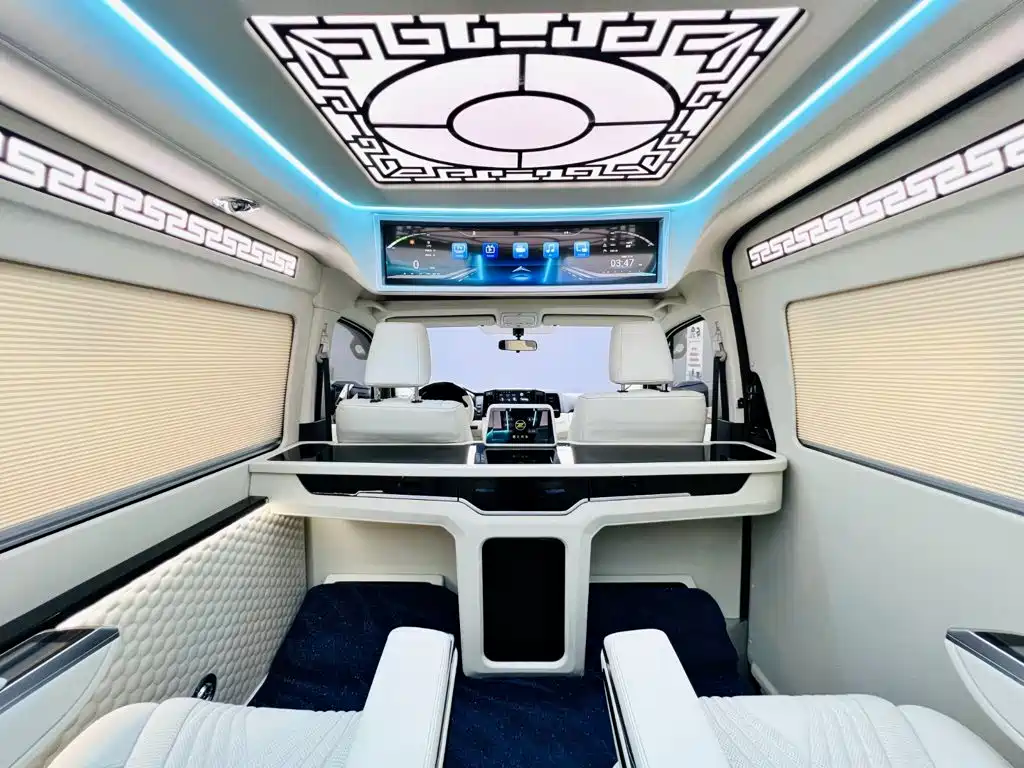 Toyota Hiace — миниатюра 17