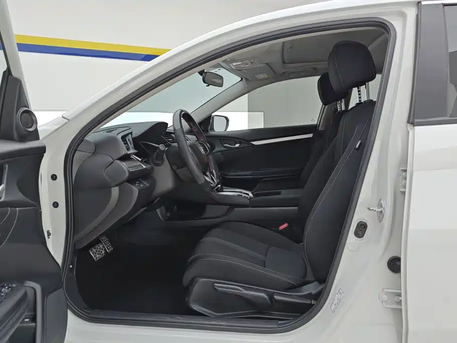 Honda Civic — миниатюра 9