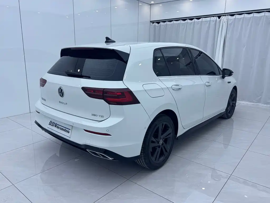Volkswagen Golf — миниатюра 4