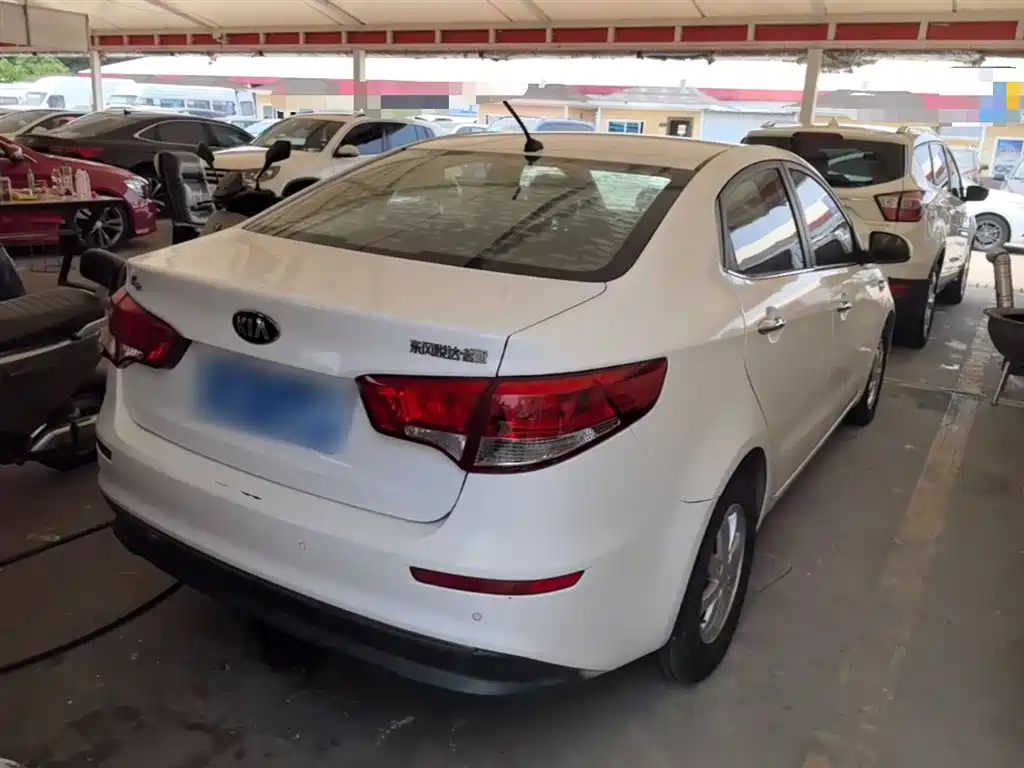 Kia K2 2015