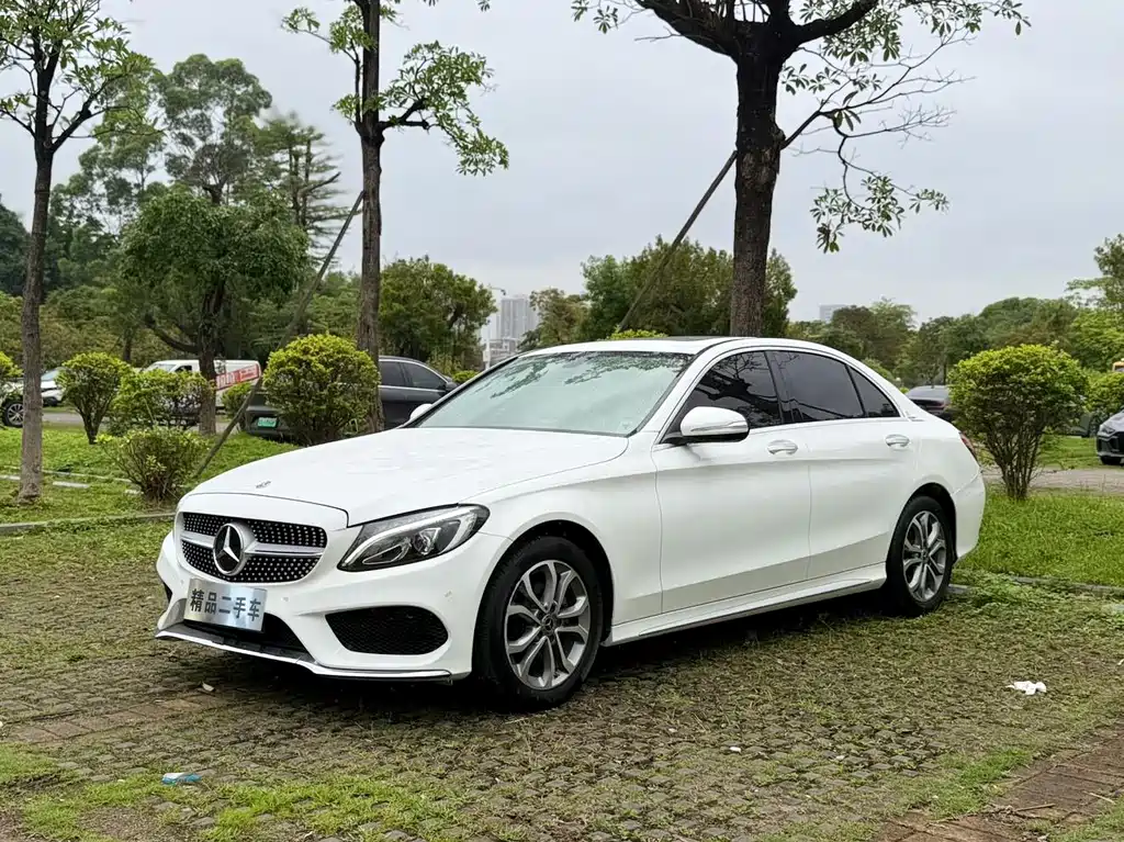 Mercedes-Benz C-Class 2017