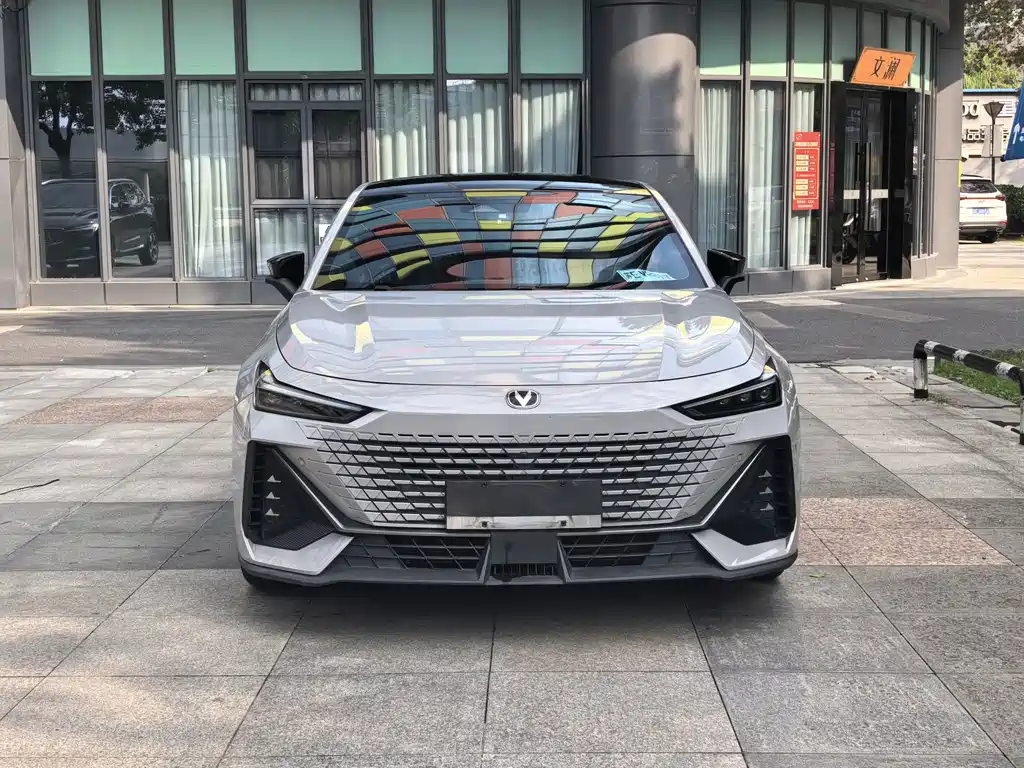 Changan UNI-V — миниатюра 2