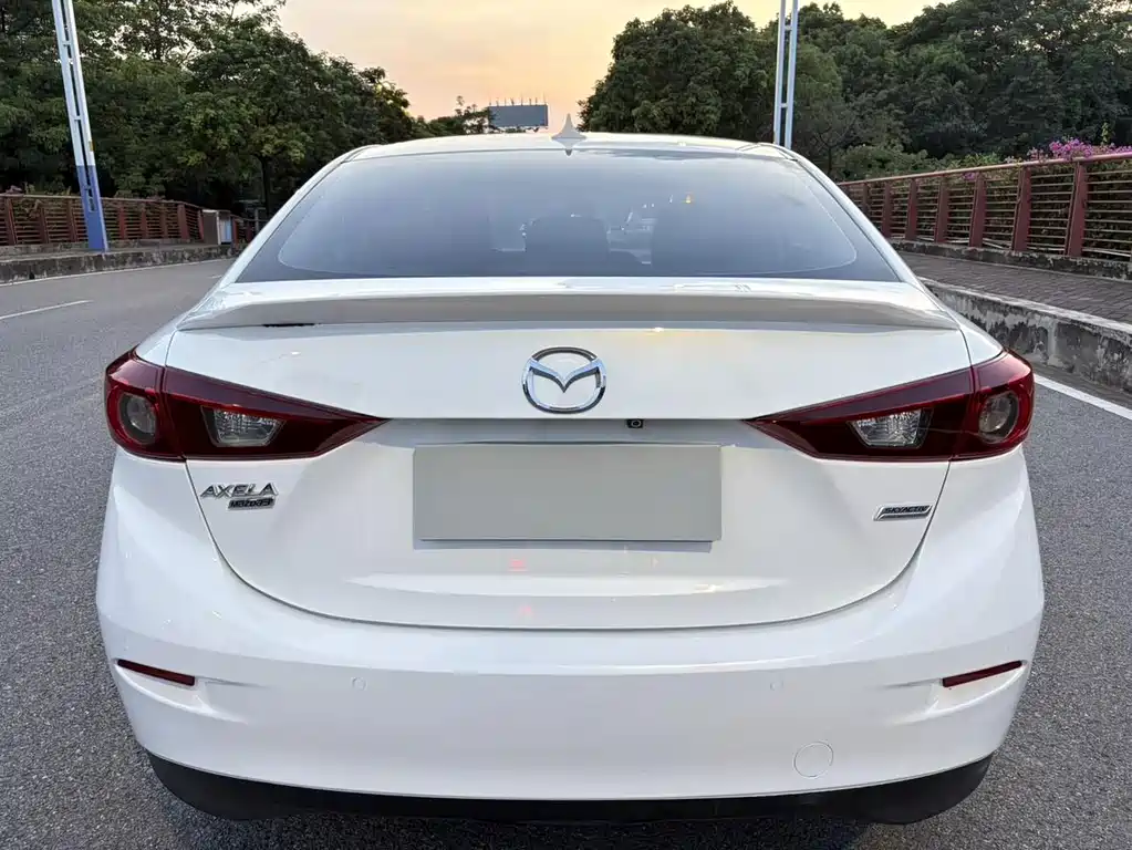 Mazda 3 Axela — миниатюра 6