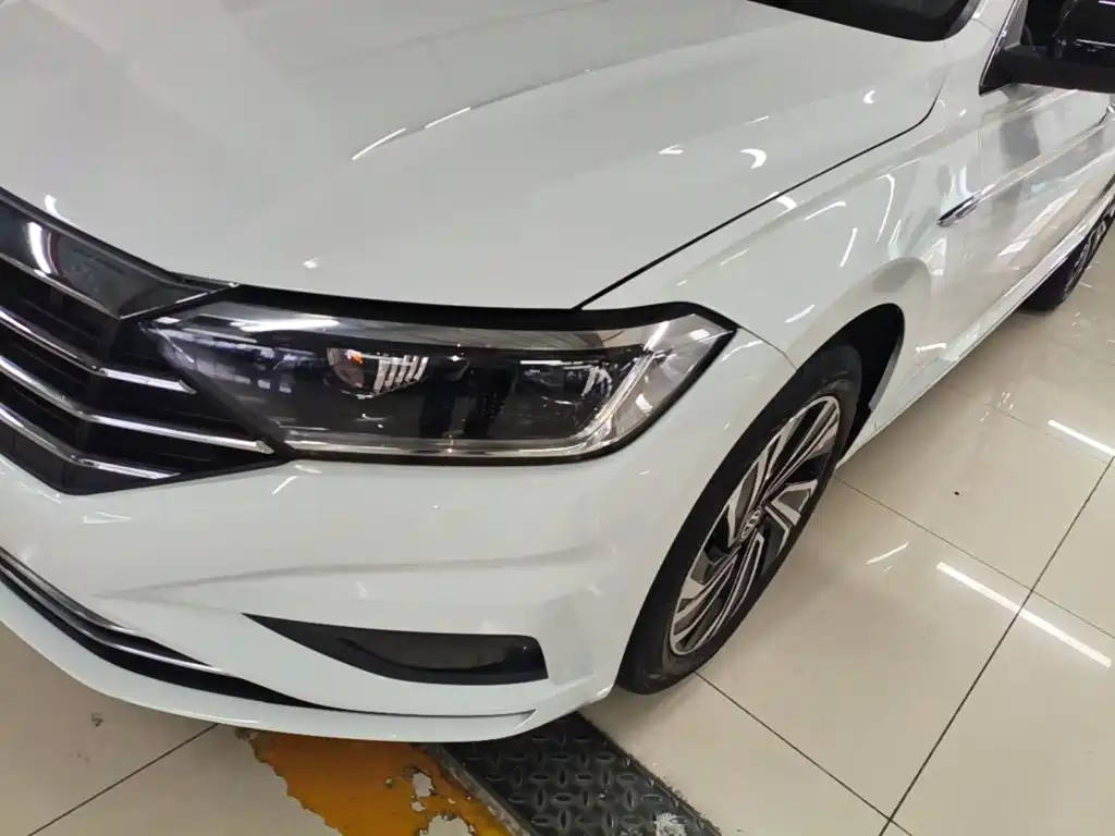 Volkswagen Sagitar — миниатюра 24