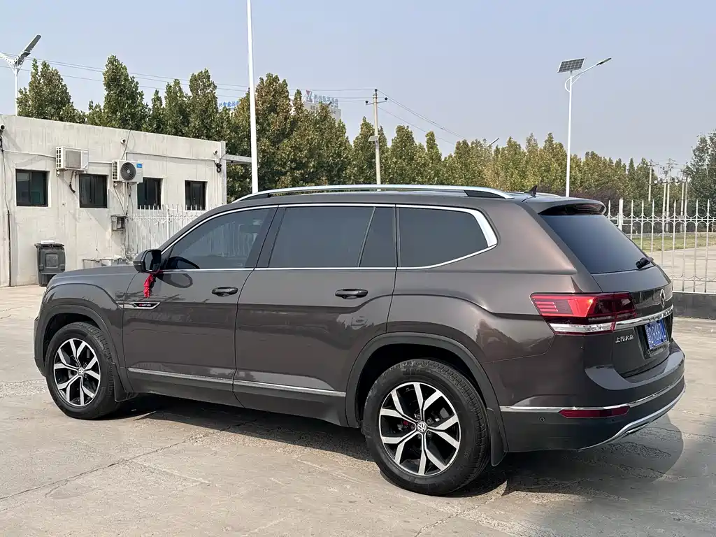 Volkswagen Teramont — миниатюра 4
