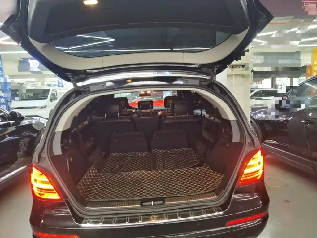 Mercedes-Benz R-Class — миниатюра 19