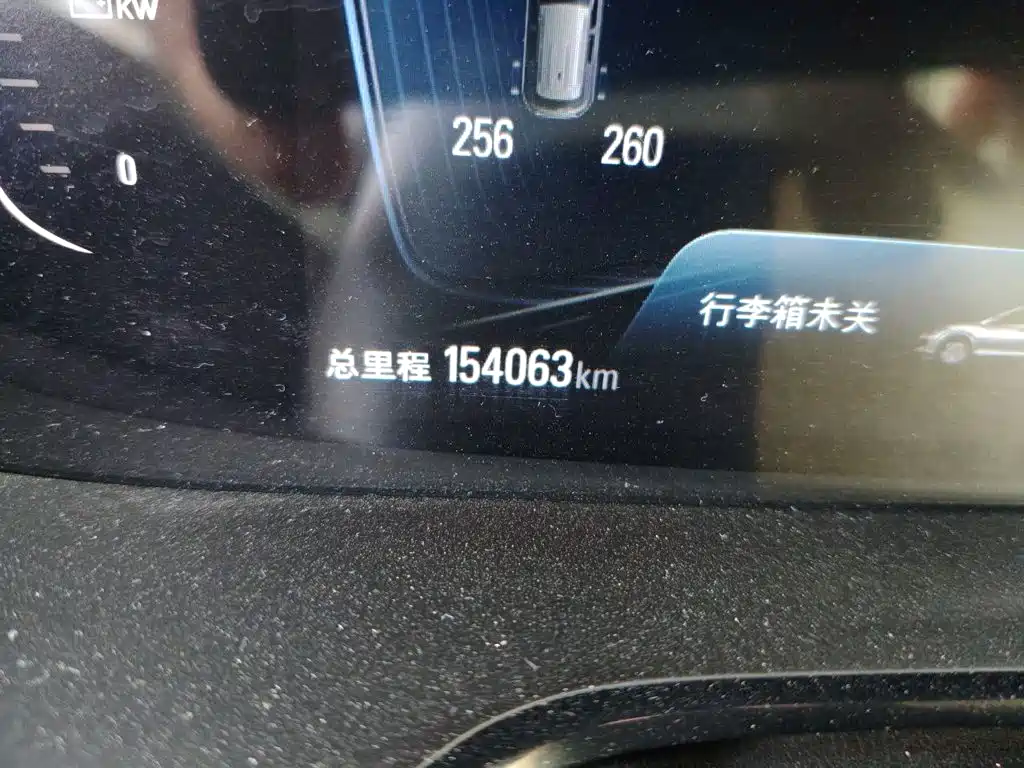 Chevrolet Menlo — миниатюра 13