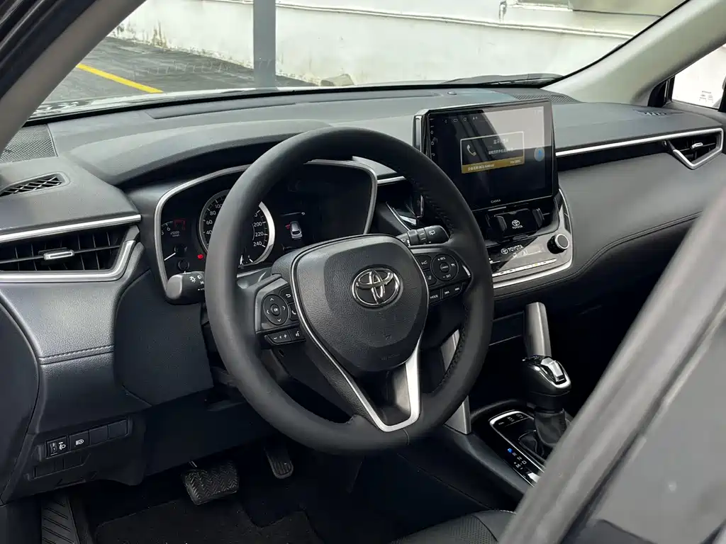 Toyota Frontlander — миниатюра 10