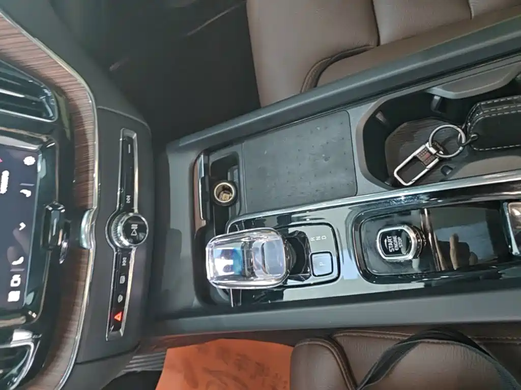 Volvo XC60 — миниатюра 14