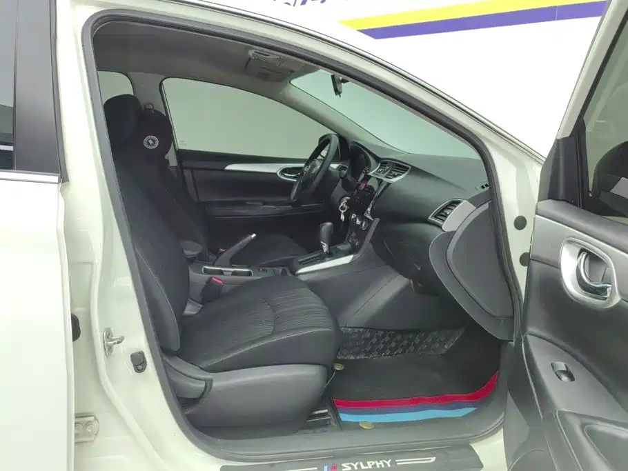 Nissan Sylphy — миниатюра 8