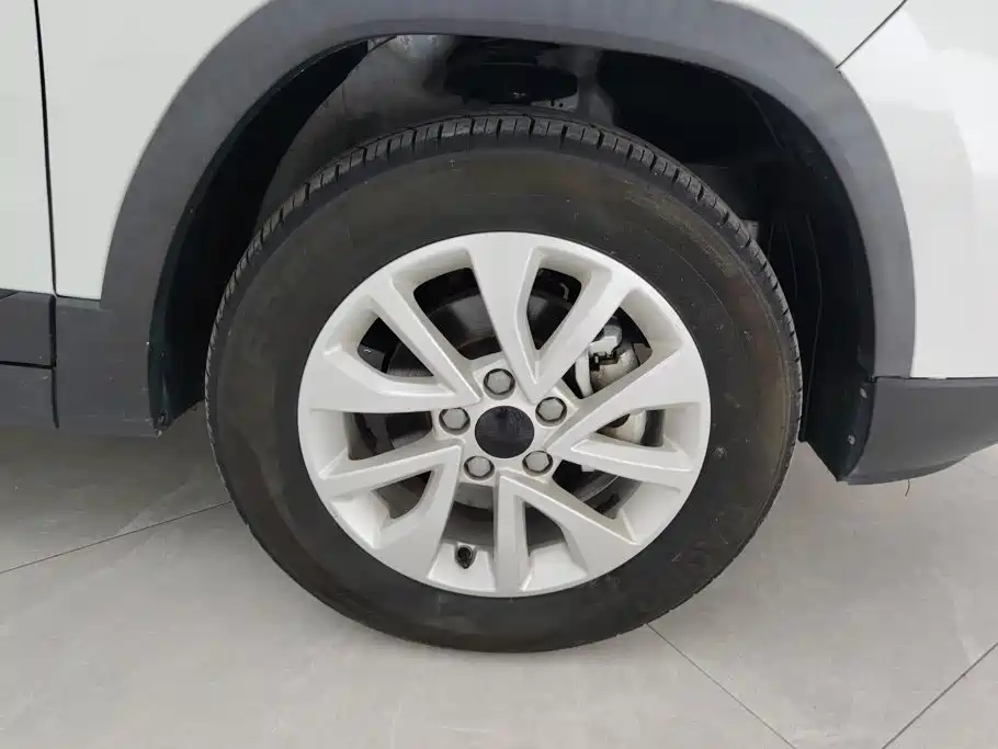 BAIC X3 — миниатюра 6