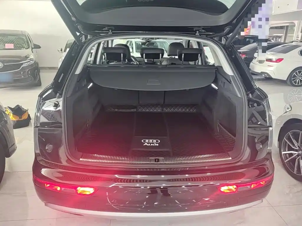 Audi Q5L — миниатюра 19