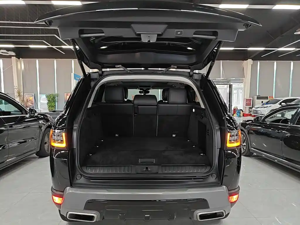 Land Rover Sport PHEV — миниатюра 19