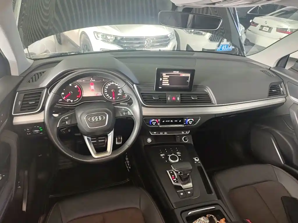 Audi Q5L — миниатюра 10